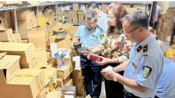 Hà Nội bắt giữ hơn 2.000 vụ buôn lậu, nộp ngân sách trên 88 tỷ đồng