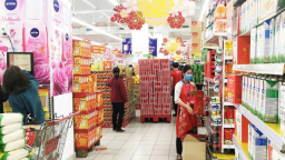 Bán lẻ hàng hóa và doanh thu dịch vụ tiêu dùng 6 tháng tăng 9,3%