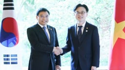 Đề nghị Hàn Quốc chia sẻ về phát triển tập đoàn kinh tế nhà nước, doanh nghiệp tư nhân