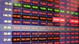 Chứng khoán đỏ rực, VN-Index mất hơn 42 điểm