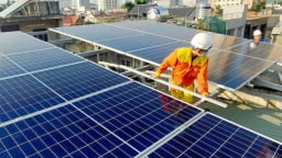 Ngân hàng không muốn hỗ trợ lãi suất cho hộ gia đình lắp điện mặt trời