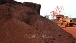 Tổng thống Mỹ cảnh báo sẽ áp thuế 200% nếu Trung Quốc không cung cấp thêm nam châm