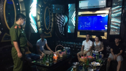 Từ 1/6, karaoke hoạt động sau 12h đêm sẽ bị phạt đến 30 triệu đồng