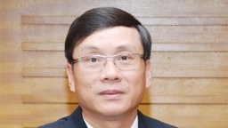 Chủ tịch UBCKNN Vũ Bằng: Năm 2016 sẽ biến thách thức thành cơ hội cho thị trường