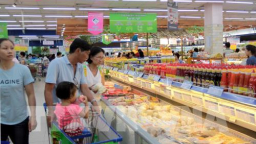 Giá thịt gia súc bình ổn thị trường giảm 4.000 đồng/kg