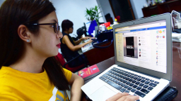 Buộc đặt máy chủ tại Việt Nam để thu thuế Facebook, Agoda...?