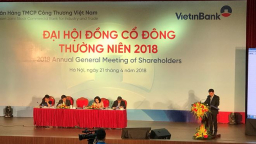 Cổ đông VietinBank đồng tình dừng giao dịch sáp nhập PGBank