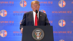 Trump họp báo sau thượng đỉnh: Chưa gỡ cấm vận cho Triều Tiên