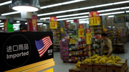 Tổng thống Mỹ Trump tăng thuế đến 25% với 200 tỷ USD hàng Trung Quốc