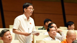 Tăng thu ngân sách trung ương: 'Nên tập trung vào thuế trực thu'