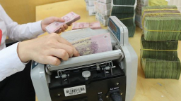 Đã đến lúc bỏ trần tăng trưởng tín dụng?