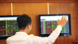 Chứng khoán đón hiệu ứng tháng Giêng