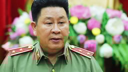 Hai cựu thứ trưởng công an hầu tòa cùng Vũ 'Nhôm'