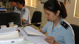 Từ ngày 1/4/2019: Không dùng tiền mặt nộp thuế và lệ phí cho cơ quan hải quan