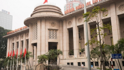 Ngân hàng Nhà nước 'lệnh' kiểm soát chặt tín dụng tiêu dùng, khách hàng có dư nợ lớn