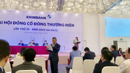 ‘Vở diễn’ Eximbank