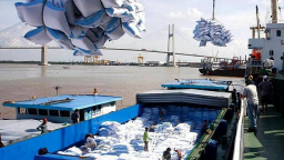 Trung Quốc giảm nhập, xuất khẩu gạo của Việt Nam trở nên khó khăn
