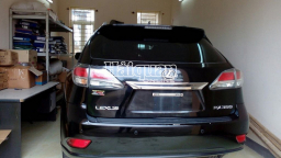 Nghệ An: Quyết định xử phạt 40 triệu đồng và tịch thu xe ô tô Lexus RX350