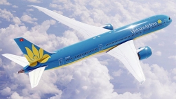 Niêm yết giá vé máy bay: Cục Hàng không ủng hộ phương án của Vietnam Airlines, nói không với Vietjet Air