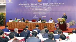Thủ tướng: Lấy doanh nghiệp làm trung tâm, động lực phát triển