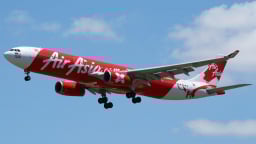 Không bồi thường chậm chuyến cho khách, Air Asia Berhad bị phạt 25 triệu đồng