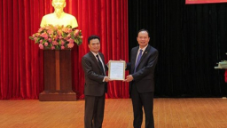 Ông Trịnh Huy Triều được giới thiệu làm Chủ tịch UBND TP. Thanh Hoá