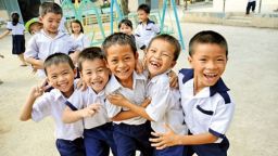 Vợ chồng sinh đủ 2 con được giảm thuế, ưu tiên mua nhà ở xã hội