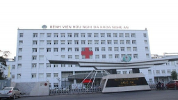 Điều tra vụ vợ Phó khoa Bệnh viện Nghệ An tuồn thuốc ra ngoài bán