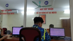 Người dân Hà Nội, TP HCM được đăng ký xe trực tuyến