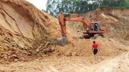 Thừa - Thiên Huế: Công ty Hương Hồ bị phạt vì khai thác đất trái phép