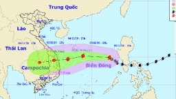 Bão số 10 vào đất liền suy yếu thành áp thấp