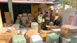 Lạng Sơn: Xe chuyển phát nhanh J&T vận chuyển hơn 1.500 sản phẩm nghi nhập lậu