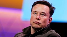 Hâm mộ tỷ phú Elon Musk, nhiều người trở thành triệu phú