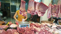 Không để giá thịt lợn tăng cao vào dịp Tết