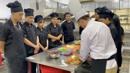 Cao đẳng Đại Việt: Cách làm hay khi đào tạo theo nhu cầu doanh nghiệp
