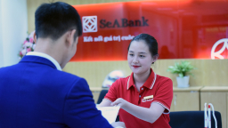 Ngân hàng nâng tầm cạnh tranh bằng chất lượng dịch vụ