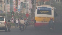 Hà Nội: Công an sẽ xử phạt xe xả khói đen, quá niên hạn