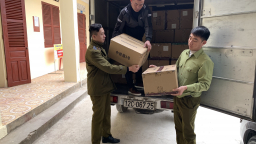 Thu giữ hơn 1 tấn hạt hướng dương tẩm ướp gia vị Trung Quốc