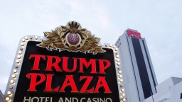 Sòng bạc Trump Plaza của ông Trump bị giật sập bằng thuốc nổ