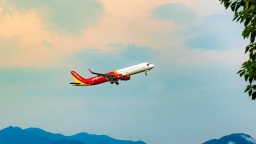 Vietjet 'xông đất' sân bay Vân Đồn năm mới Tân Sửu