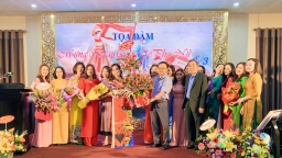 Công bố quyết định thành lập Hội doanh nhân nữ tỉnh Quảng Trị