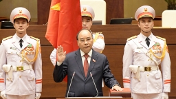 Ông Nguyễn Xuân Phúc trở thành Chủ tịch nước
