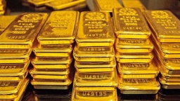 Giá vàng Thế giới giảm bởi sự ảnh hưởng mạnh mẽ của USD