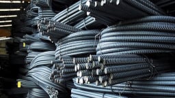 Nghi vấn doanh nghiệp bắt tay tăng giá thép: Bộ Công Thương nói gì?