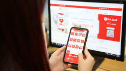 Giao dịch online “bùng nổ” mùa dịch