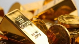 Giá vàng tiếp đà tăng, tiệm cận mức 1.800 USD/ounce