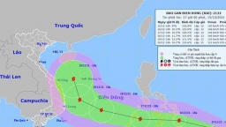 Bão Rai giật cấp 16 đang tiến vào Biển Đông, miền Bắc đón không khí lạnh tăng cường