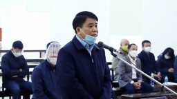 Cựu Chủ tịch Hà Nội Nguyễn Đức Chung tiếp tục hầu tòa