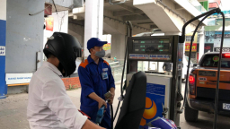 Giá  dầu quay đầu giảm trở lại