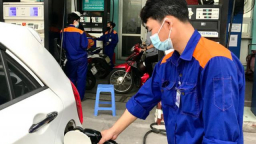Giá dầu thế giới đồng loạt giảm